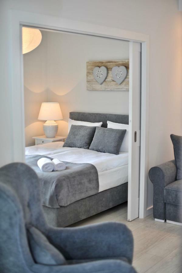 Apartamenty Porto Eli Rowy  Exterior photo